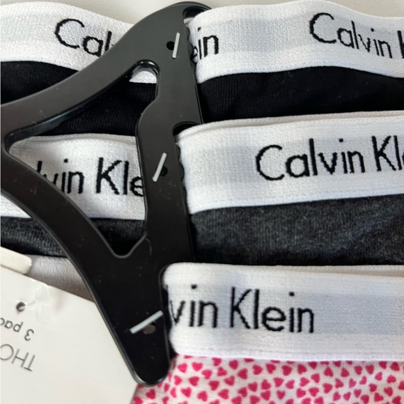Calvin Klein thong 3-pack L NWT - Picture 2 of 6